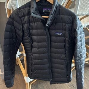 Patagonia size M. EUC jacket